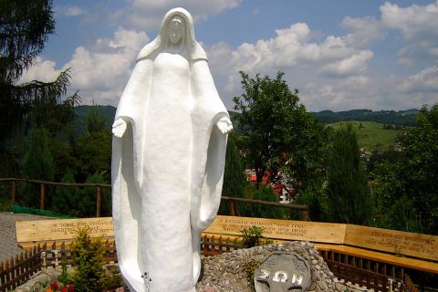 Figura Niepokalanej na Kopiej Górce w Krościenku